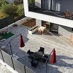 B1villa *